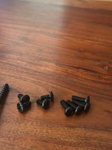 4 Set Of Screws- A Class Quality Top Notch
