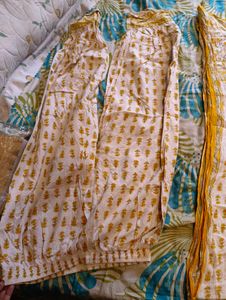 Floral Print Top free dupatta and afgani