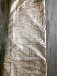 Elegant White &amp; Gold Checkered Saree