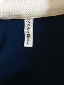 A Blue-White full Slevess T-shirt