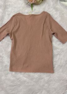 Ribbed V-Neck 3/4 Sleeve Top