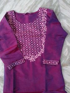 Elegant Purple Kurta Set with Embroidery