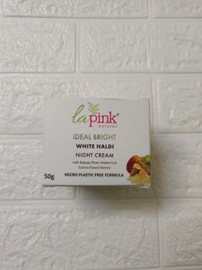 La Pink Ideal Bright White Haldi Night Cream