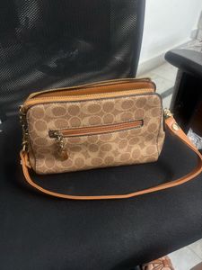 Soni Sapphire Brown Crossbody Bag