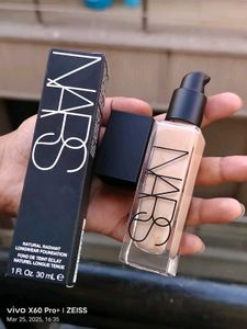 NARS Natural Radiant Longwear Foundation
