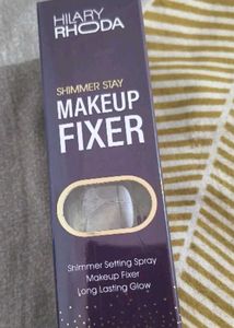 Hilary Rhoda Shimmer Makeup Fixer