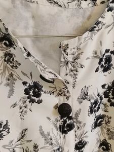 B&amp;W FLORAL KURTA SET