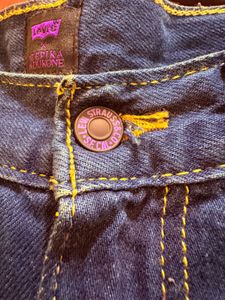 Levis Women's Flare Jeans