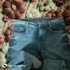 Light Wash Denim Jeans