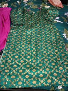 Elegant Green Kurta Set with Gold Print