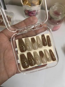 Elegant Gold Ombre Coffin Nails