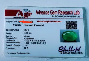 Elegant ZambianEmerald Ring with lab certificate
