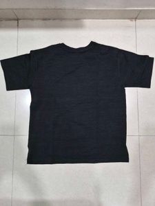 Levi's Black T-Shirt