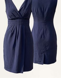 Elegant Navy Blue V-Neck Dress