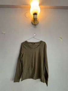 olive green t shirt s size