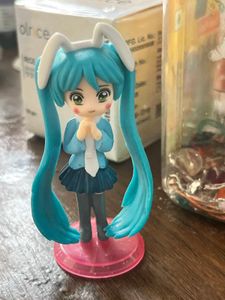 Hatsune Miku Figurine / Keychain