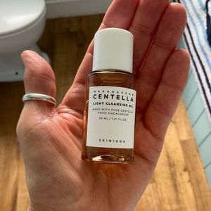 SKIN1004 Madagascar Centella Cleansing Oil