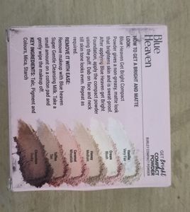 Blue Heaven Get Bright Compact Powder