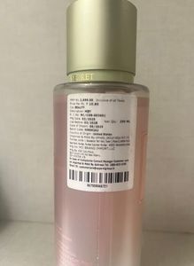 Victoria's Secret Pistachio Creme Mist