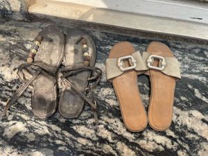 Stylish Women's Sandals - Pair of 2