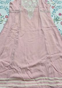 Elegant Pearl Work Kurti In Excellent Condition