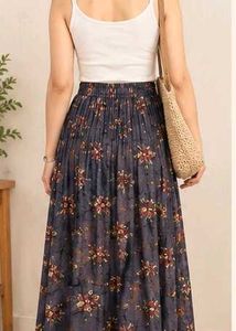 Beautiful Dark Grey Floral Printed Maxi Skirt 🌸