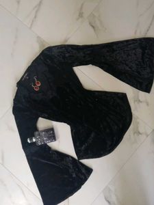 Y2K GOTHIC VELVET TOP