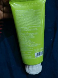 Dot n Key viral cica facewash