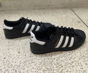Adidas Superstar Sneakers