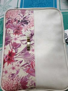 Chic Floral Laptop Bag