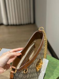 *GG PADLOCK SHOULDER CHAIN BAG*