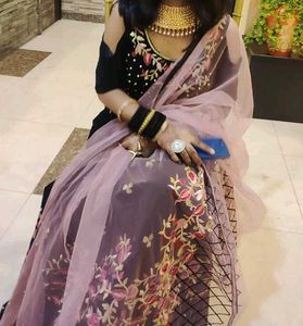 I'm Selling A Gorgeous Lehenga