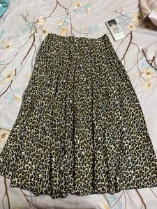 Leopard Print Pleated Midi Skirt