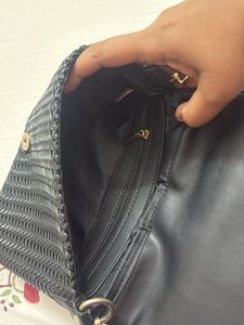 Chic Black Woven Crossbody Bag