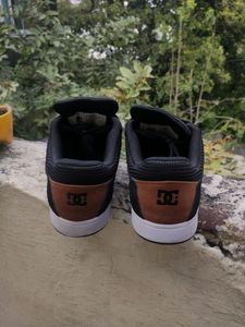 DC Shoes Size US 6.5