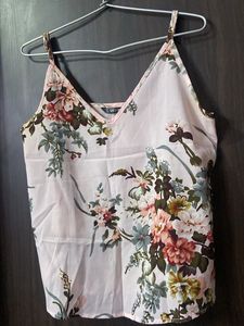 Shein Top With Floral Print Size m