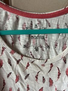 Feather Print Casual T-Shirt