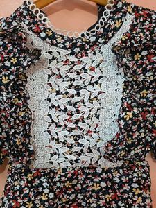 Floral Lace Trimmed top