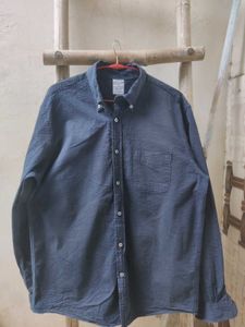 Men's Textured Button-Up Shirt