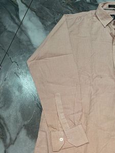 Men's Classic Fit Checked Shirt