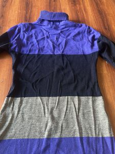 Women/Girls full sleeves wollen top M size