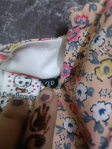 Kid's girls Flower Printed Top For 5 To 6 Years O