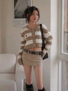 Beige & White Korean/Y2K Cropped Wool Sweater 🤎🤍