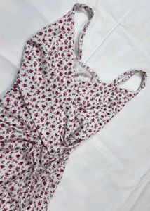🌺Floral Ruched V-Neck Dress🌺
