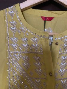 W Stylish Yellow Embroidered Kurta (16)