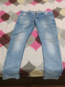 Light Wash Denim Jeans