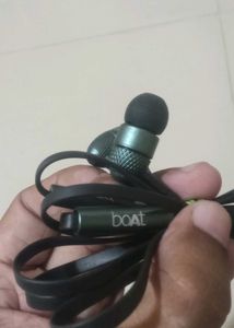 Boat Modal 220 He High Bass Sound