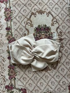 Elegant Bow Detail Strapless Top