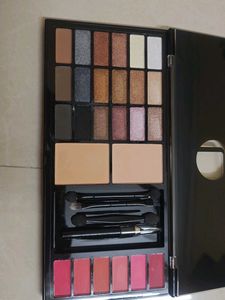 makeupkit