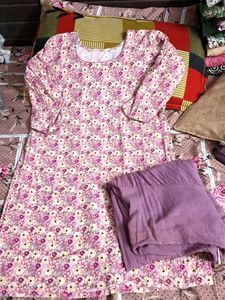 Chic Floral Print Kurta Set 🌺